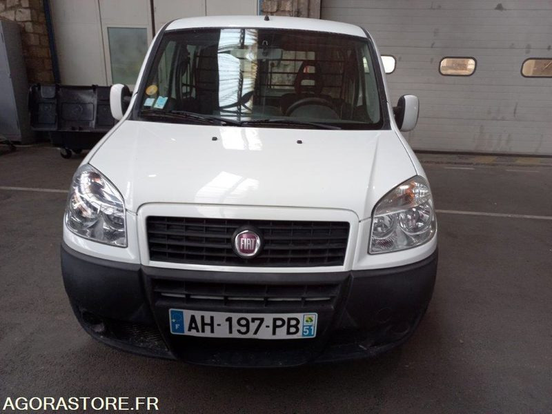 FIAT DOBLO AH-197-PB - فان المدمجة: صورة 1 FIAT DOBLO AH-197-PB - فان المدمجة: صورة 1