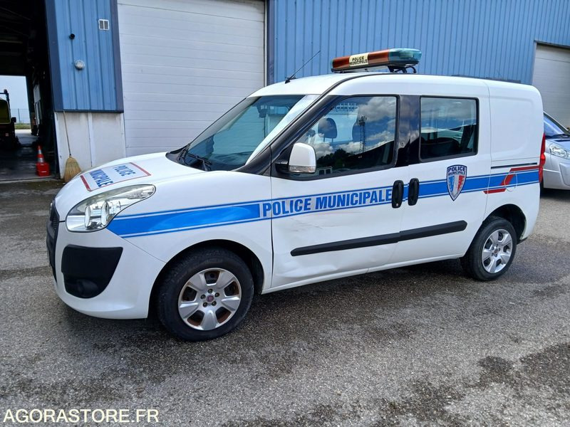 FIAT DOBLO C.1.3MTJ - فان المدمجة: صورة 1 FIAT DOBLO C.1.3MTJ - فان المدمجة: صورة 1