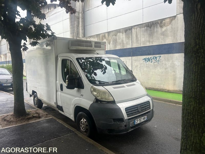 FIAT - DUCATO - 2013 - FRIGORIFIQUE - شاحنة مُبرّدة للتوصيل: صورة 2 FIAT - DUCATO - 2013 - FRIGORIFIQUE - شاحنة مُبرّدة للتوصيل: صورة 2