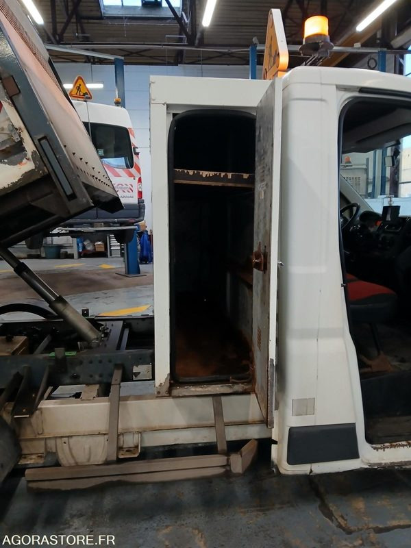 FIAT DUCATO BENNE 169544 KM AVEC CONTRE VISITE - قلاب صغير: صورة 4 FIAT DUCATO BENNE 169544 KM AVEC CONTRE VISITE - قلاب صغير: صورة 4