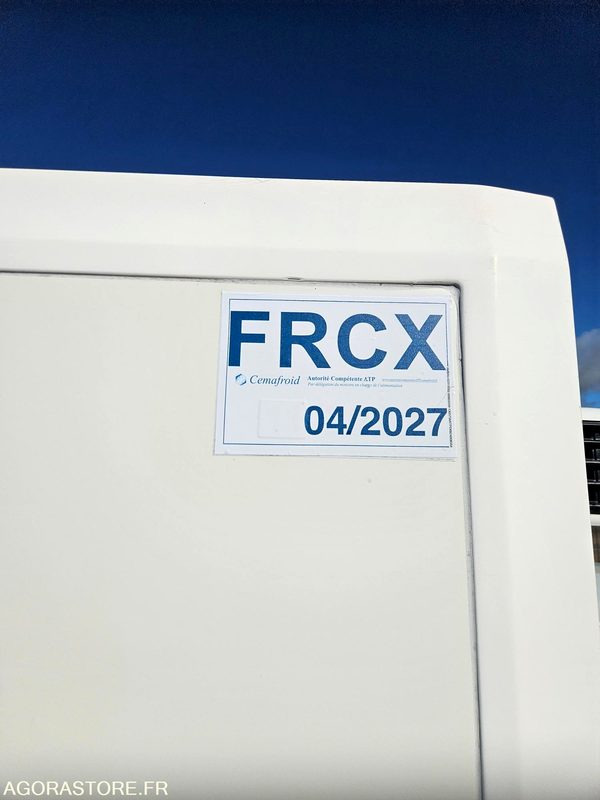 FIAT SCUDO 2.0 130 CAISSE FRIGORIFIQUE FRCX 3 PLACES - شاحنة مُبرّدة للتوصيل: صورة 4 FIAT SCUDO 2.0 130 CAISSE FRIGORIFIQUE FRCX 3 PLACES - شاحنة مُبرّدة للتوصيل: صورة 4