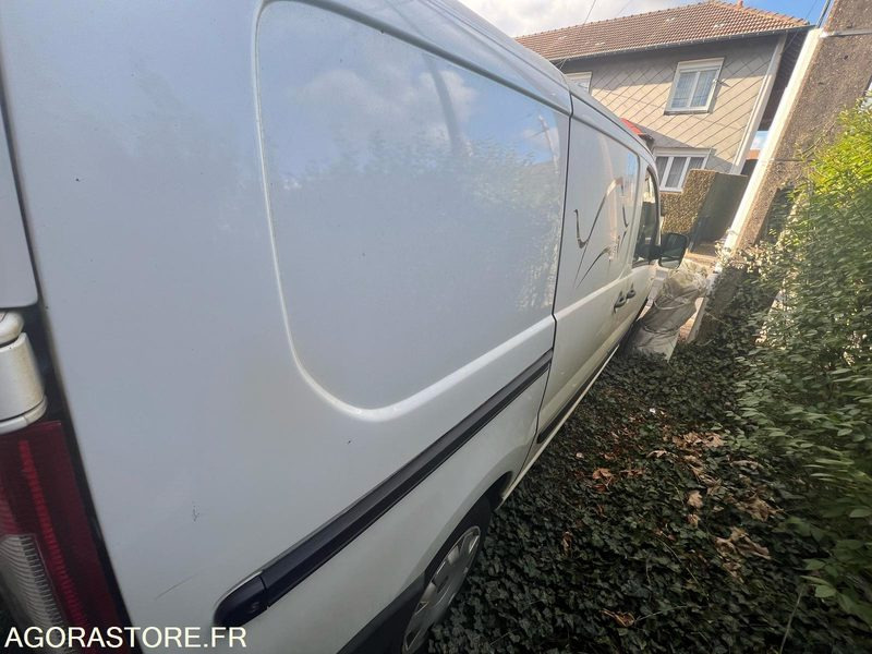 FIAT- SCUDO - 2015 - 350 000 KM - FRIGORIFIQUE MULTI TEMPERATURE - شاحنة مُبرّدة للتوصيل: صورة 3 FIAT- SCUDO - 2015 - 350 000 KM - FRIGORIFIQUE MULTI TEMPERATURE - شاحنة مُبرّدة للتوصيل: صورة 3