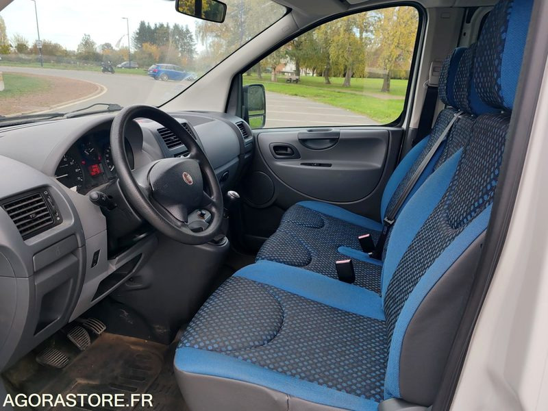 FIAT SCUDO COMBI 9 PLACES CLIM - سيارة: صورة 5 FIAT SCUDO COMBI 9 PLACES CLIM - سيارة: صورة 5