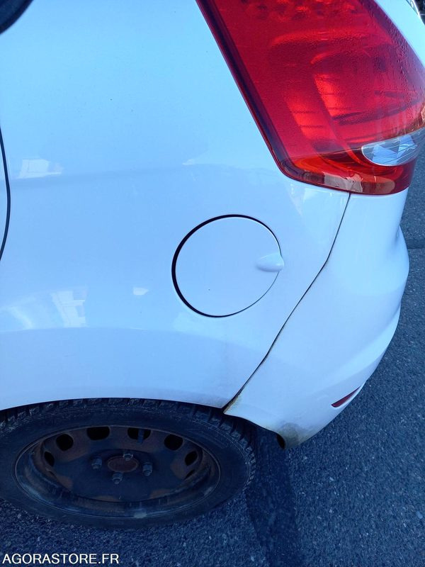 FORD FIESTA TDCI 70 FAP TREND 5 portes - سيارة: صورة 3 FORD FIESTA TDCI 70 FAP TREND 5 portes - سيارة: صورة 3