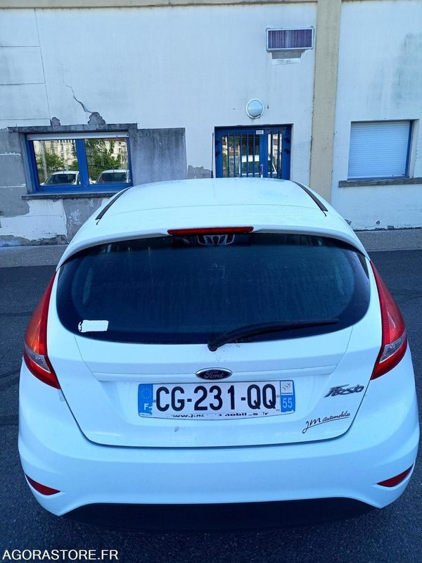 FORD FIESTA TDCI 70 FAP TREND 5 portes - سيارة: صورة 4 FORD FIESTA TDCI 70 FAP TREND 5 portes - سيارة: صورة 4