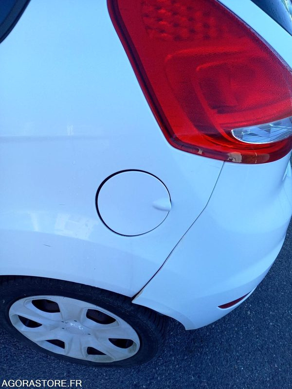 FORD FIESTA TDCI 70 FAP TREND 5 portes - سيارة: صورة 5 FORD FIESTA TDCI 70 FAP TREND 5 portes - سيارة: صورة 5