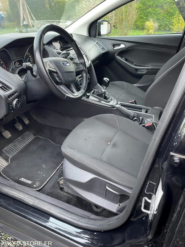 FORD-FOCUS-2015-170332KMS - سيارة: صورة 5 FORD-FOCUS-2015-170332KMS - سيارة: صورة 5