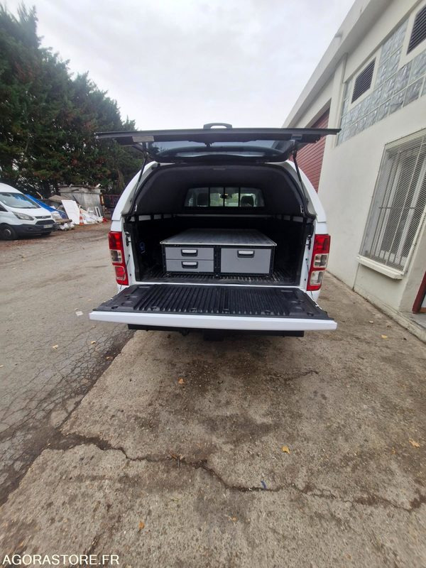 FORD RANGER 2.0 ECOBLUE 4×4 170 CV 136670 KMS - شاحنة البيك أب: صورة 4 FORD RANGER 2.0 ECOBLUE 4×4 170 CV 136670 KMS - شاحنة البيك أب: صورة 4