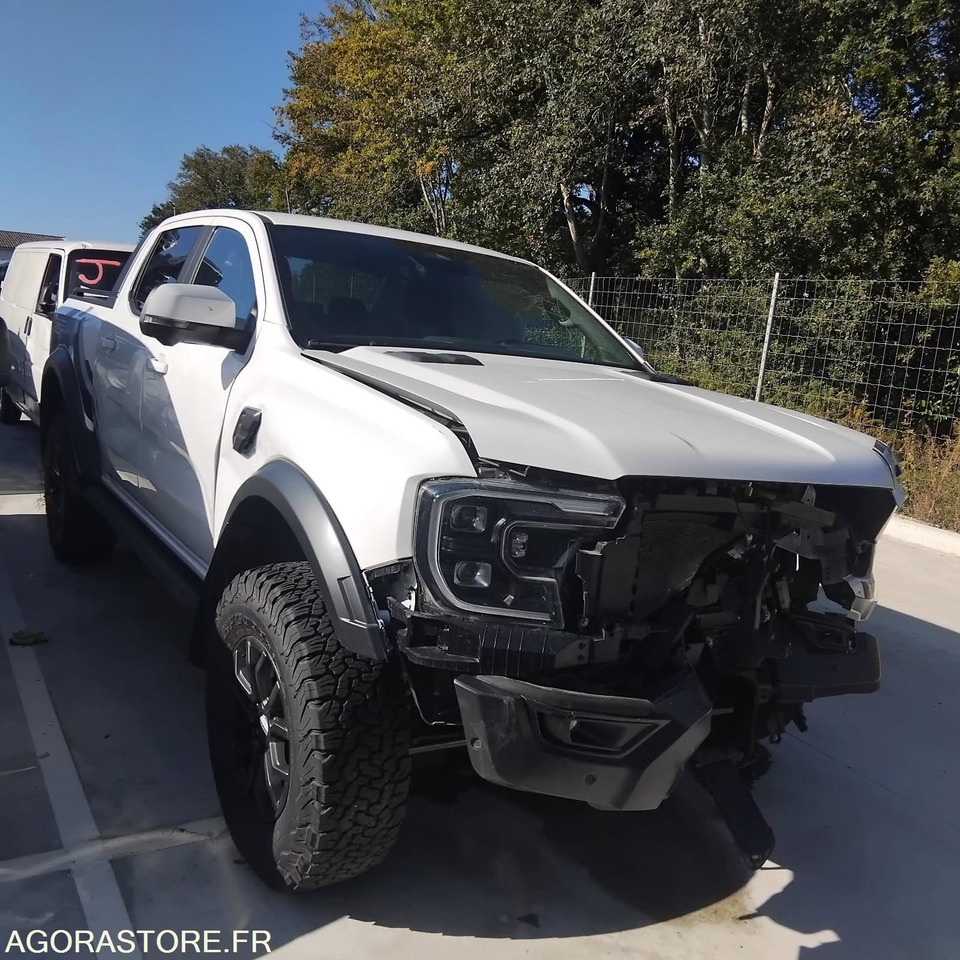 FORD RANGER RAPTOR (2025) - شاحنة البيك أب: صورة 2 FORD RANGER RAPTOR (2025) - شاحنة البيك أب: صورة 2