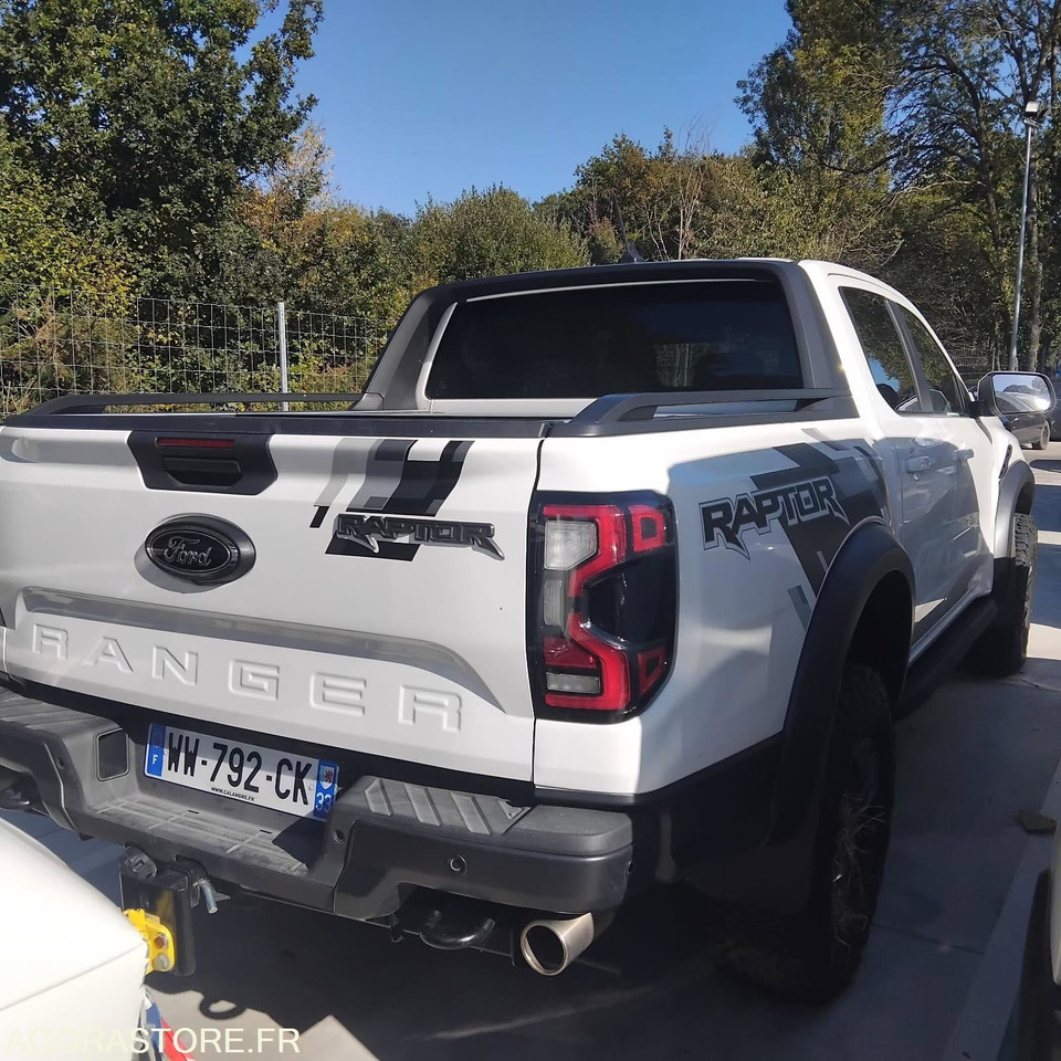 FORD RANGER RAPTOR (2025) - شاحنة البيك أب: صورة 4 FORD RANGER RAPTOR (2025) - شاحنة البيك أب: صورة 4