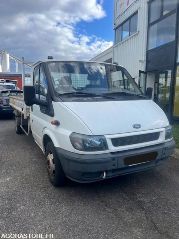 FORD TRANSIT 2.4 TD BENNE - 2002 - 204 000km - قلاب صغير: صورة 1 FORD TRANSIT 2.4 TD BENNE - 2002 - 204 000km - قلاب صغير: صورة 1