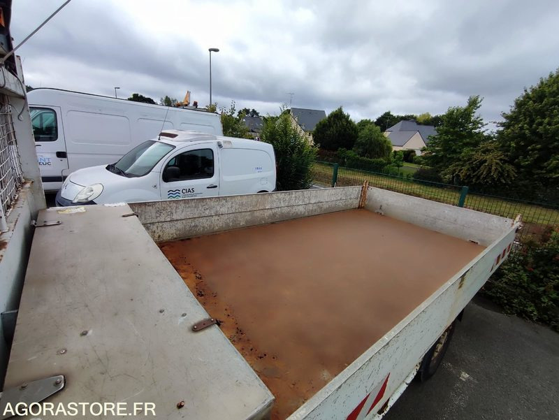 FORD Transit Plateau - قلاب صغير: صورة 5 FORD Transit Plateau - قلاب صغير: صورة 5