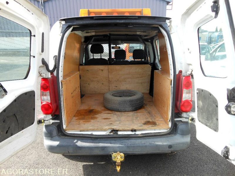 FOURGONNETTE PEUGEOT PARTNER (BE127) - فان المدمجة: صورة 5 FOURGONNETTE PEUGEOT PARTNER (BE127) - فان المدمجة: صورة 5