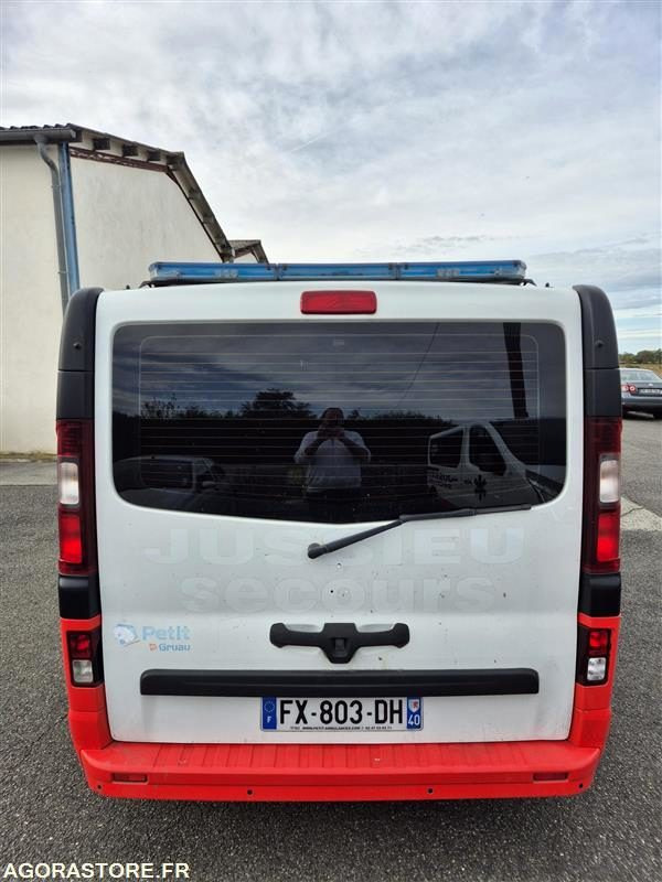 FX-803-DH - Roulant - RENAULT TRAFIC - VASP - 367 800 Kms - فان: صورة 4 FX-803-DH - Roulant - RENAULT TRAFIC - VASP - 367 800 Kms - فان: صورة 4
