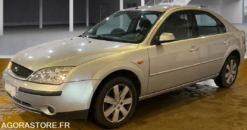 Ford Mondeo 1.8I - 125 GHIA .CT-OK passé et accepté pour 2 ans - سيارة: صورة 3 Ford Mondeo 1.8I - 125 GHIA .CT-OK passé et accepté pour 2 ans - سيارة: صورة 3