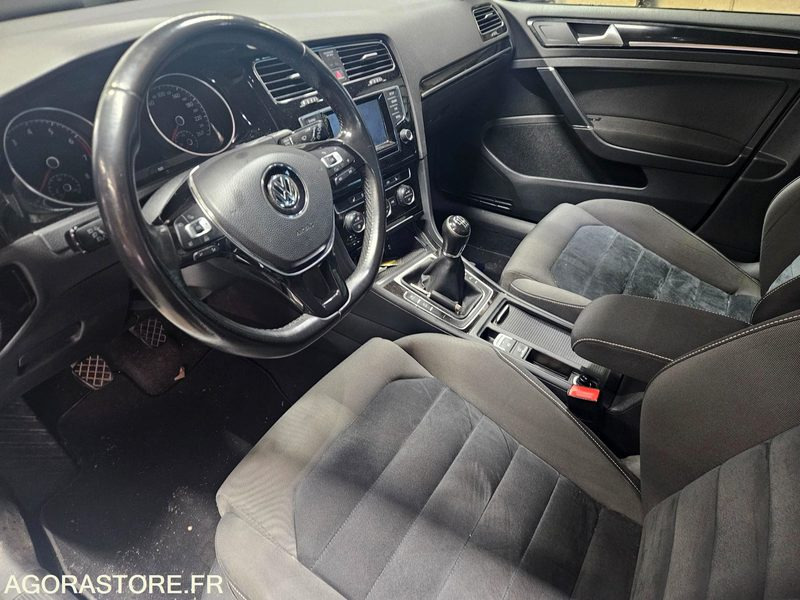 GOLF 1'4 TSI - سيارة: صورة 1 GOLF 1'4 TSI - سيارة: صورة 1