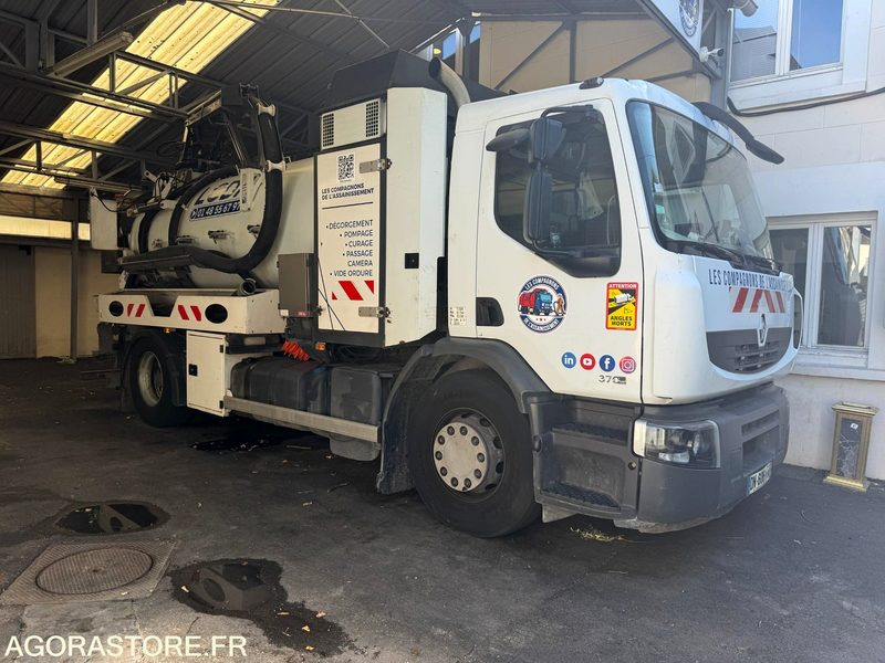 Hydrocureur Rivard 19T - 406 000 KM - Année 2008 - شاحنة الشفط: صورة 1 Hydrocureur Rivard 19T - 406 000 KM - Année 2008 - شاحنة الشفط: صورة 1