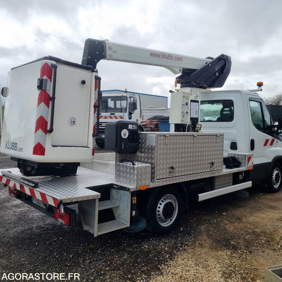 IVECO - 35S16 NACELLE - 2020 / 26000 KM / CT OK - فان: صورة 3 IVECO - 35S16 NACELLE - 2020 / 26000 KM / CT OK - فان: صورة 3