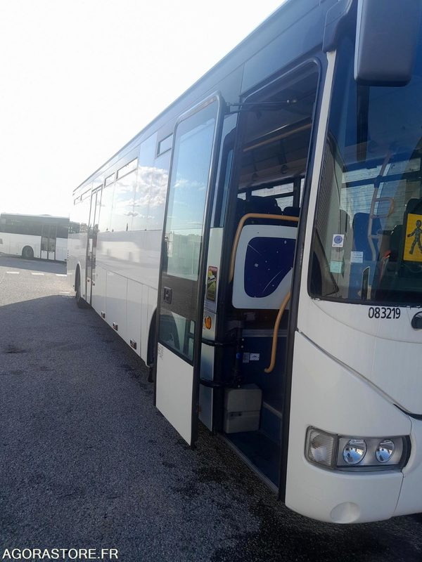IVECO BUS CROSSWAY N°083219 - حافلة مدرسية: صورة 5 IVECO BUS CROSSWAY N°083219 - حافلة مدرسية: صورة 5