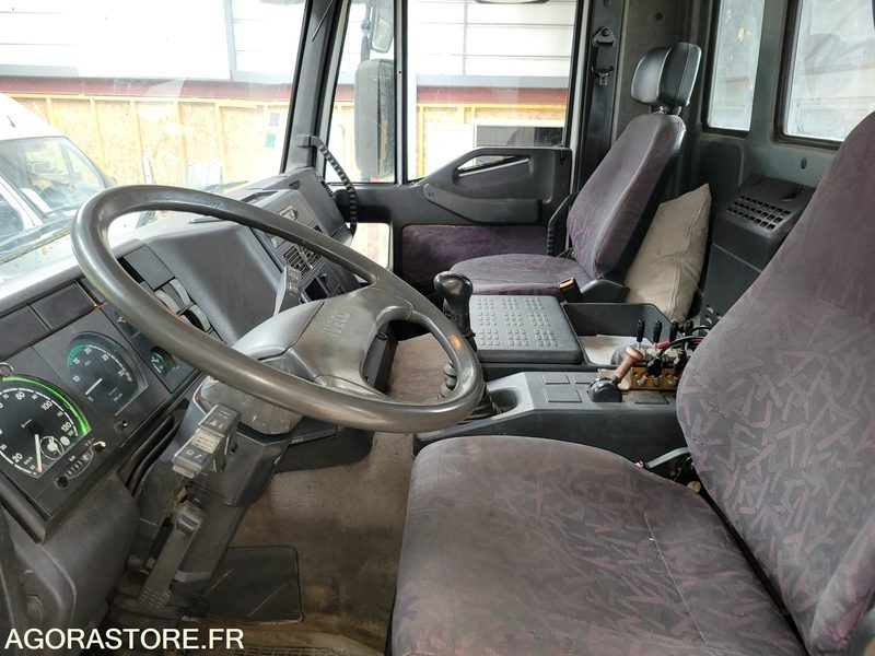 Iveco 190E24 245 polybenne - 2001 - 270000KM - شاحنة: صورة 3 Iveco 190E24 245 polybenne - 2001 - 270000KM - شاحنة: صورة 3