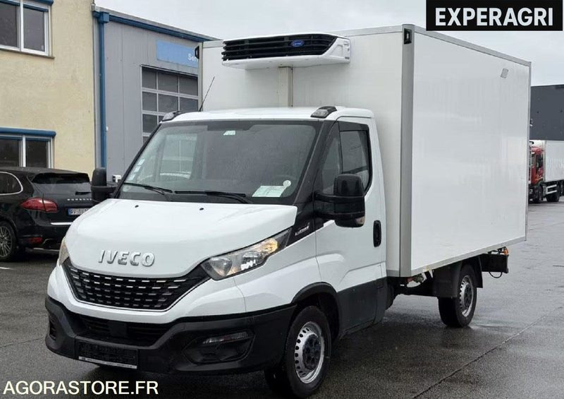 Iveco Daily 35C14 Hi-Matic Euro 6 Frigorifique Lamberet – Carrier Xarios 350 - شاحنة التوصيل: صورة 2 Iveco Daily 35C14 Hi-Matic Euro 6 Frigorifique Lamberet – Carrier Xarios 350 - شاحنة التوصيل: صورة 2