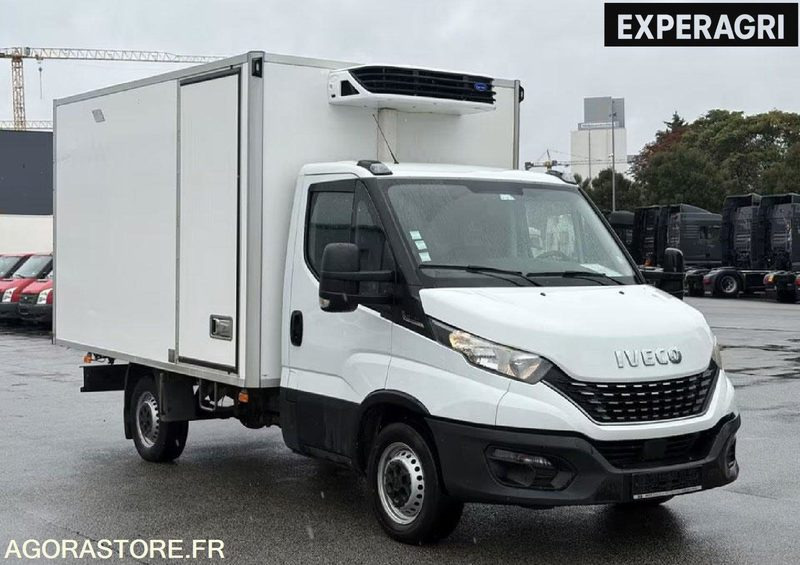 Iveco Daily 35C14 Hi-Matic Euro 6 Frigorifique Lamberet – Carrier Xarios 350 - شاحنة التوصيل: صورة 3 Iveco Daily 35C14 Hi-Matic Euro 6 Frigorifique Lamberet – Carrier Xarios 350 - شاحنة التوصيل: صورة 3