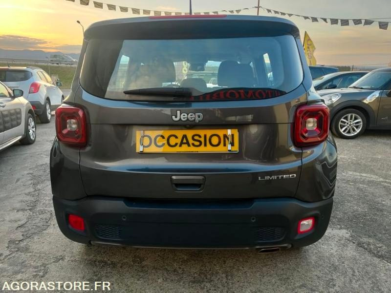 JEEP RENEGADE - سيارة دفع رباعي: صورة 4 JEEP RENEGADE - سيارة دفع رباعي: صورة 4