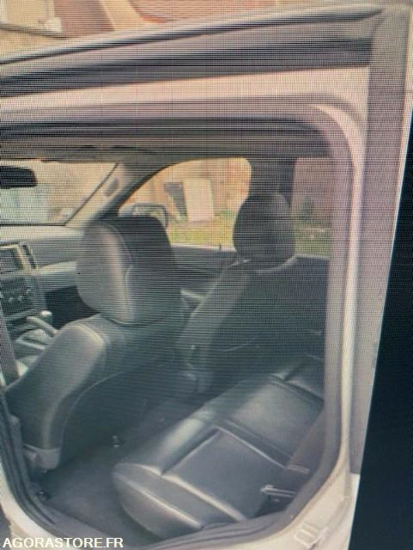 Jeep Cherokee - 242 000 KMS - 2008 - سيارة دفع رباعي: صورة 5 Jeep Cherokee - 242 000 KMS - 2008 - سيارة دفع رباعي: صورة 5