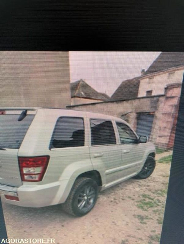 Jeep Cherokee - 242 000 KMS - 2008 - سيارة دفع رباعي: صورة 1 Jeep Cherokee - 242 000 KMS - 2008 - سيارة دفع رباعي: صورة 1