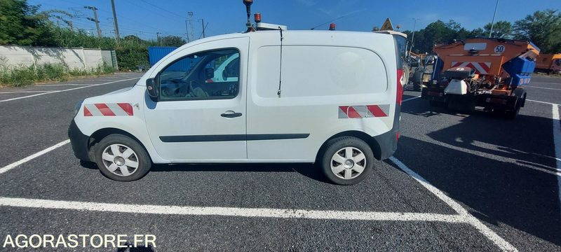 KANGOO 786AXW51 N°29 - فان المدمجة: صورة 2 KANGOO 786AXW51 N°29 - فان المدمجة: صورة 2