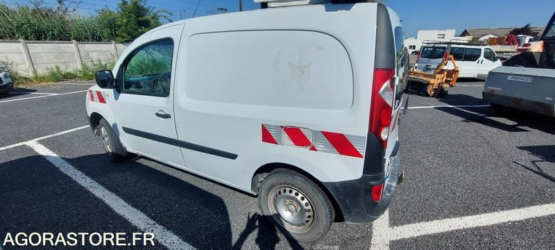 KANGOO AM-865-CK N°28 - فان المدمجة: صورة 2 KANGOO AM-865-CK N°28 - فان المدمجة: صورة 2