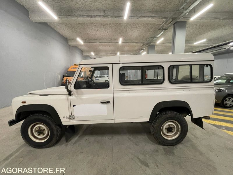 LAND ROVER DEFENDER I 110 2.5 Td5 Pickup 122cv BA-266-HR - سيارة دفع رباعي: صورة 4 LAND ROVER DEFENDER I 110 2.5 Td5 Pickup 122cv BA-266-HR - سيارة دفع رباعي: صورة 4