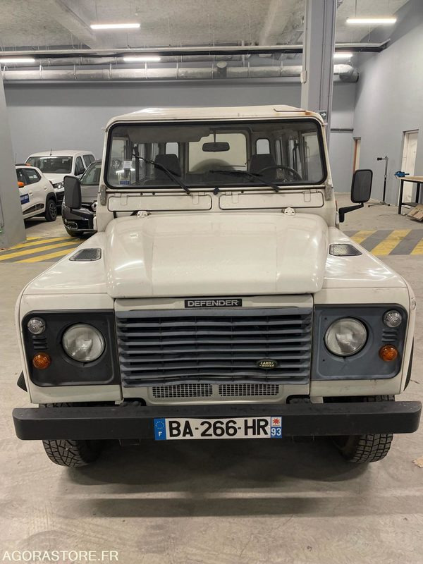 LAND ROVER DEFENDER I 110 2.5 Td5 Pickup 122cv BA-266-HR - سيارة دفع رباعي: صورة 1 LAND ROVER DEFENDER I 110 2.5 Td5 Pickup 122cv BA-266-HR - سيارة دفع رباعي: صورة 1