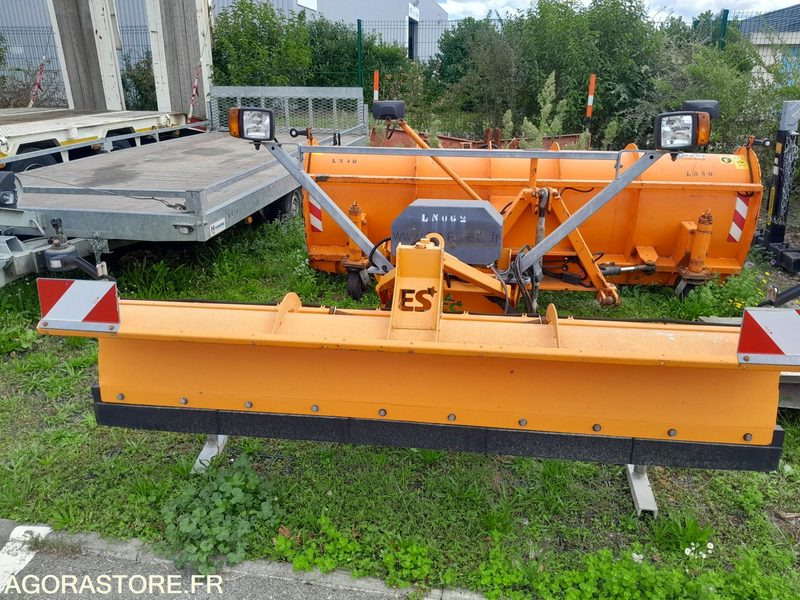 Lame à neige Europe Service Agilo25 (LN062) - معدات الحدائق: صورة 1 Lame à neige Europe Service Agilo25 (LN062) - معدات الحدائق: صورة 1