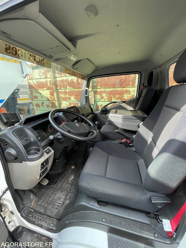 Laveuse de rue - سياره كنس شوارع: صورة 3 Laveuse de rue - سياره كنس شوارع: صورة 3