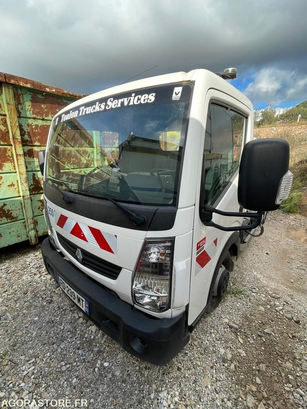 Laveuse de rue - سياره كنس شوارع: صورة 2 Laveuse de rue - سياره كنس شوارع: صورة 2