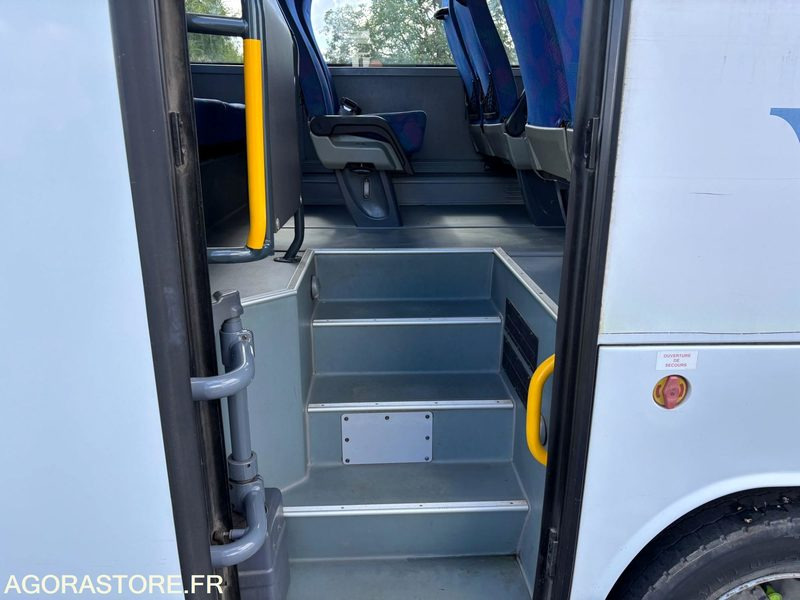 Lot de 3 minibus Mercedes mago et otokar navigo - حافلة صغيرة, ميكروباص: صورة 5 Lot de 3 minibus Mercedes mago et otokar navigo - حافلة صغيرة, ميكروباص: صورة 5