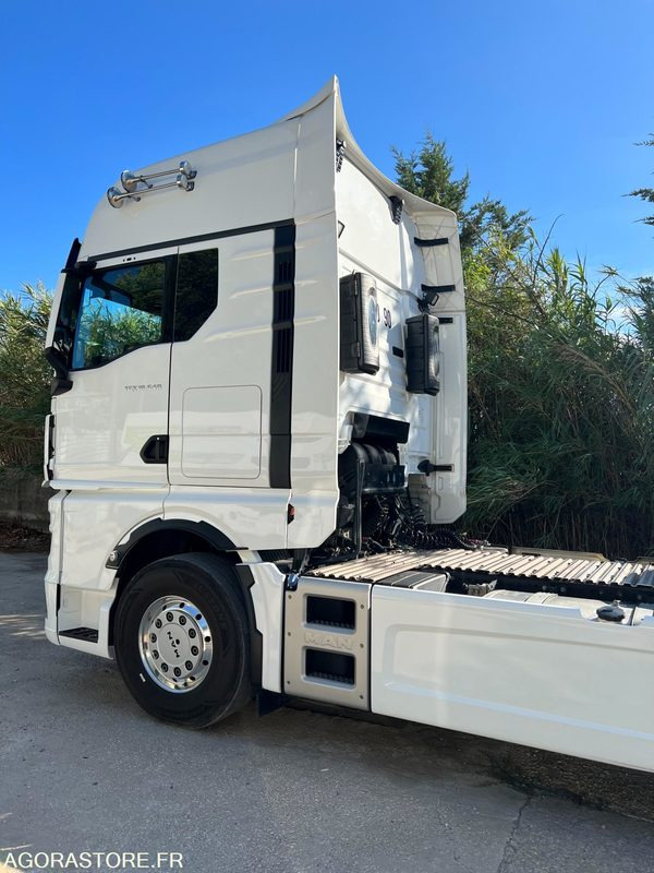 MAN TGX 640 ADR - 2022 - 319 000KM - وحدة جر: صورة 3 MAN TGX 640 ADR - 2022 - 319 000KM - وحدة جر: صورة 3