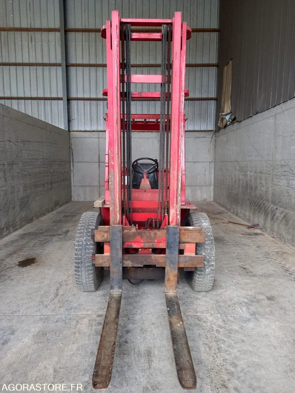 MANITOU MCE25N DIESEL 2000 + GODET - رافعة شوكية ديزل: صورة 1 MANITOU MCE25N DIESEL 2000 + GODET - رافعة شوكية ديزل: صورة 1