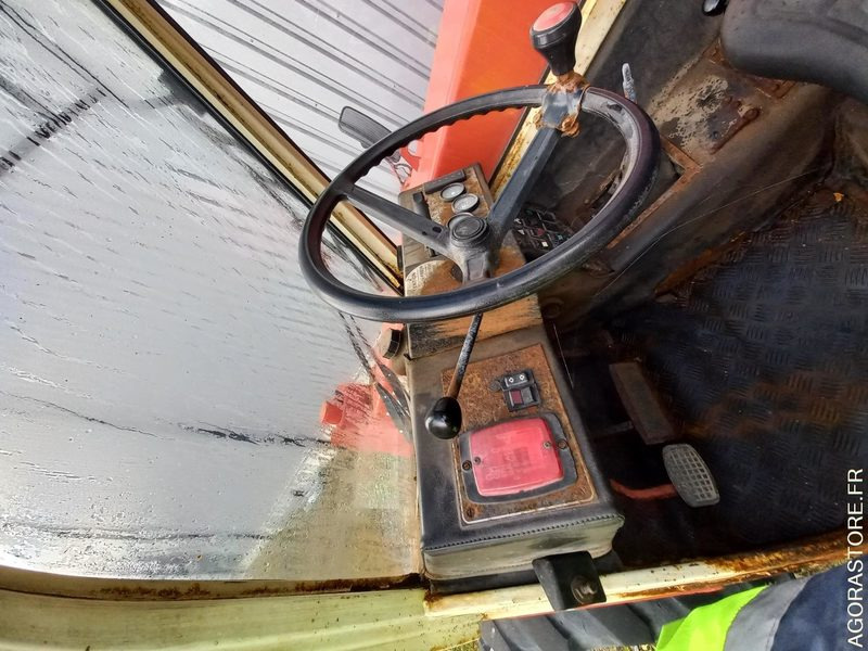 رافعة تلسكوبية MANITOU MT930 - 1989 - 4600h: صورة 14 رافعة تلسكوبية MANITOU MT930 - 1989 - 4600h: صورة 14