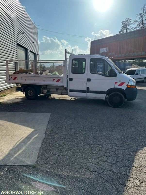 MASTER 97000KM BON ETAT DOUBLE CABINE 7 PLACES 2.5 DCI BENNE MARREL ELECTRIQUE - قلاب صغير: صورة 4 MASTER 97000KM BON ETAT DOUBLE CABINE 7 PLACES 2.5 DCI BENNE MARREL ELECTRIQUE - قلاب صغير: صورة 4