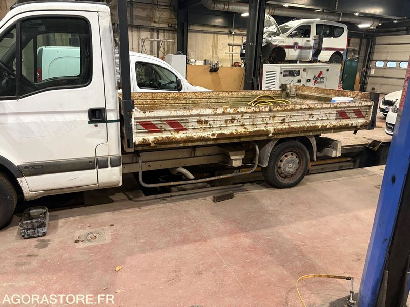 MASTER BENNE - 2008 - 188000kms - قلاب صغير: صورة 3 MASTER BENNE - 2008 - 188000kms - قلاب صغير: صورة 3