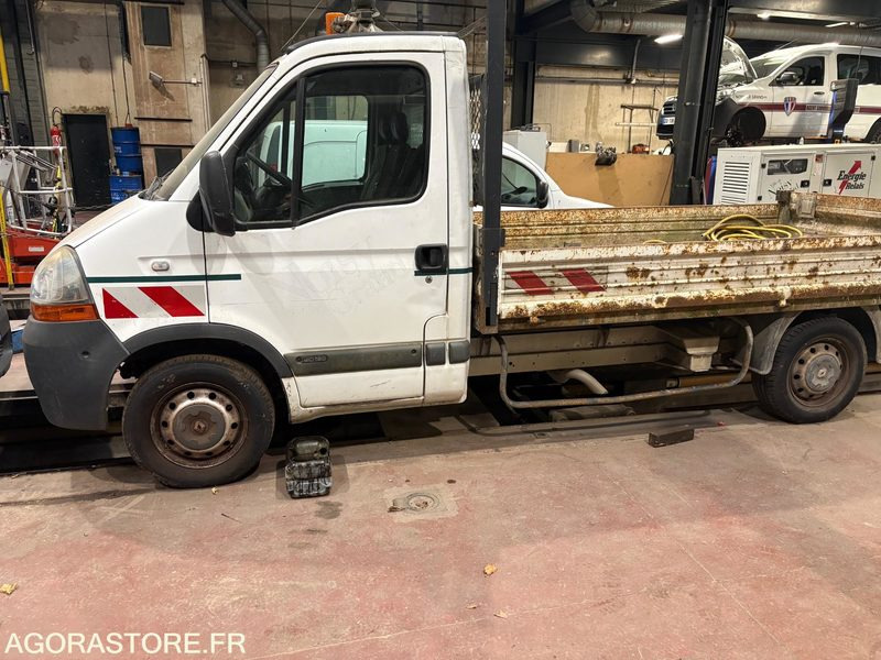 MASTER BENNE - 2008 - 188000kms - قلاب صغير: صورة 1 MASTER BENNE - 2008 - 188000kms - قلاب صغير: صورة 1