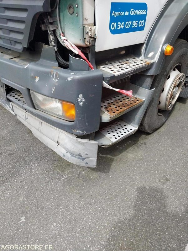 MERCEDES Actros HUWER 2004 (250 000Km) NON ROULANT EXPORT UNIQUEMENT - شاحنة الشفط: صورة 2 MERCEDES Actros HUWER 2004 (250 000Km) NON ROULANT EXPORT UNIQUEMENT - شاحنة الشفط: صورة 2