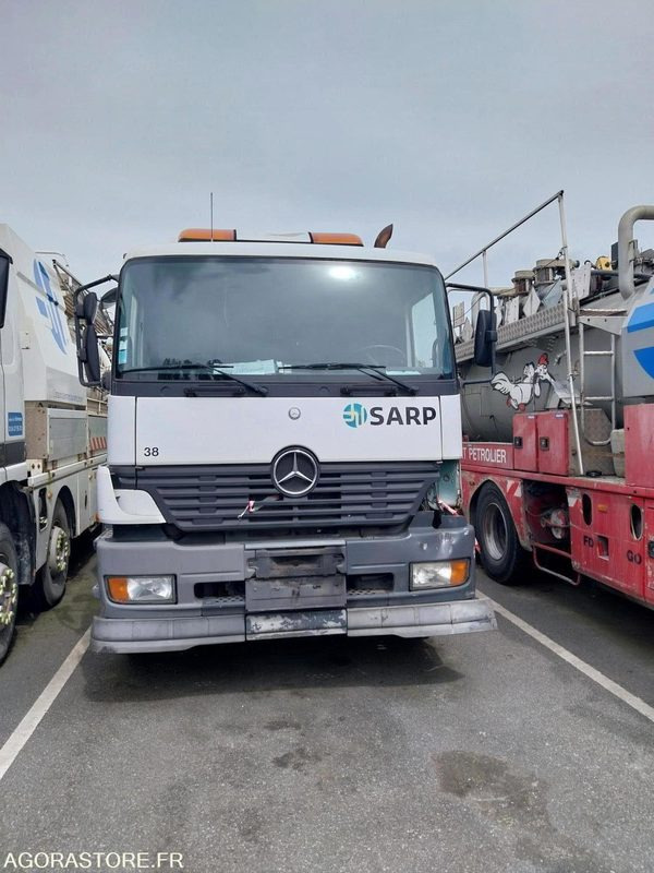 MERCEDES Actros HUWER 2004 (250 000Km) NON ROULANT EXPORT UNIQUEMENT - شاحنة الشفط: صورة 1 MERCEDES Actros HUWER 2004 (250 000Km) NON ROULANT EXPORT UNIQUEMENT - شاحنة الشفط: صورة 1