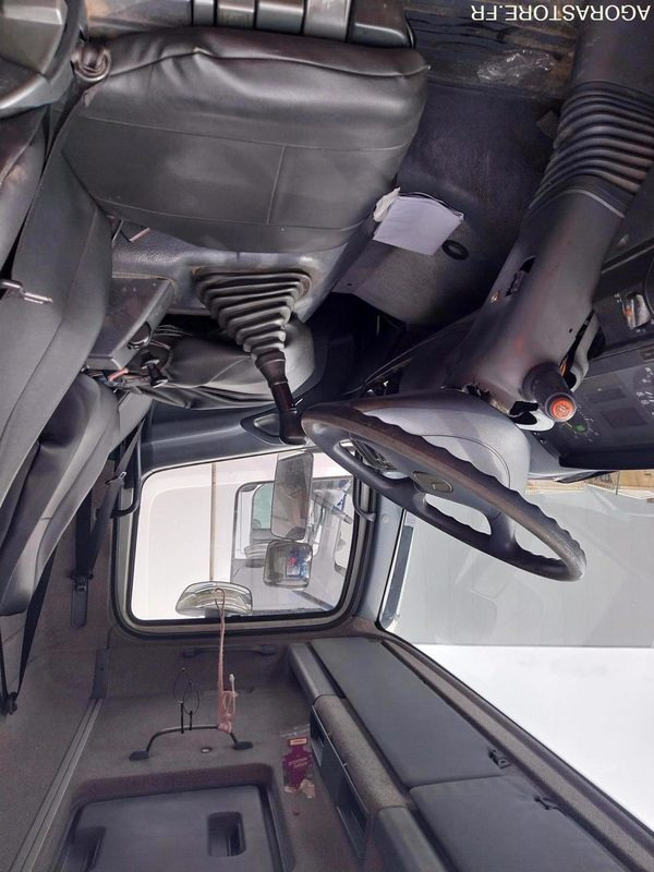 MERCEDES Actros HUWER 2004 (250 000Km) NON ROULANT EXPORT UNIQUEMENT - شاحنة الشفط: صورة 3 MERCEDES Actros HUWER 2004 (250 000Km) NON ROULANT EXPORT UNIQUEMENT - شاحنة الشفط: صورة 3
