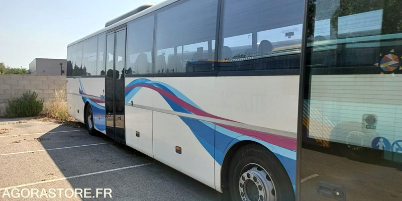 MERCEDES INTOURO N°093029 - حافلة صغيرة, ميكروباص: صورة 4 MERCEDES INTOURO N°093029 - حافلة صغيرة, ميكروباص: صورة 4
