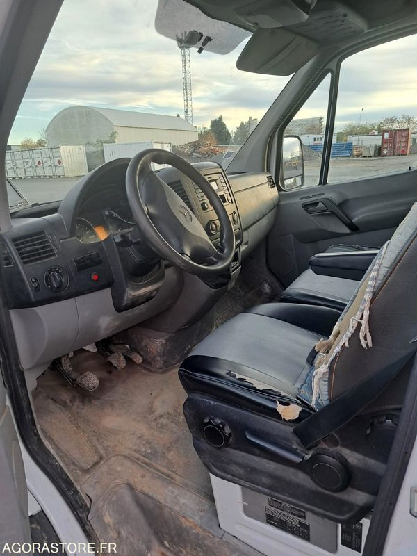 MERCEDES SPRINTER - 2014 / 250206 KM (Mfc078) - فان: صورة 5 MERCEDES SPRINTER - 2014 / 250206 KM (Mfc078) - فان: صورة 5