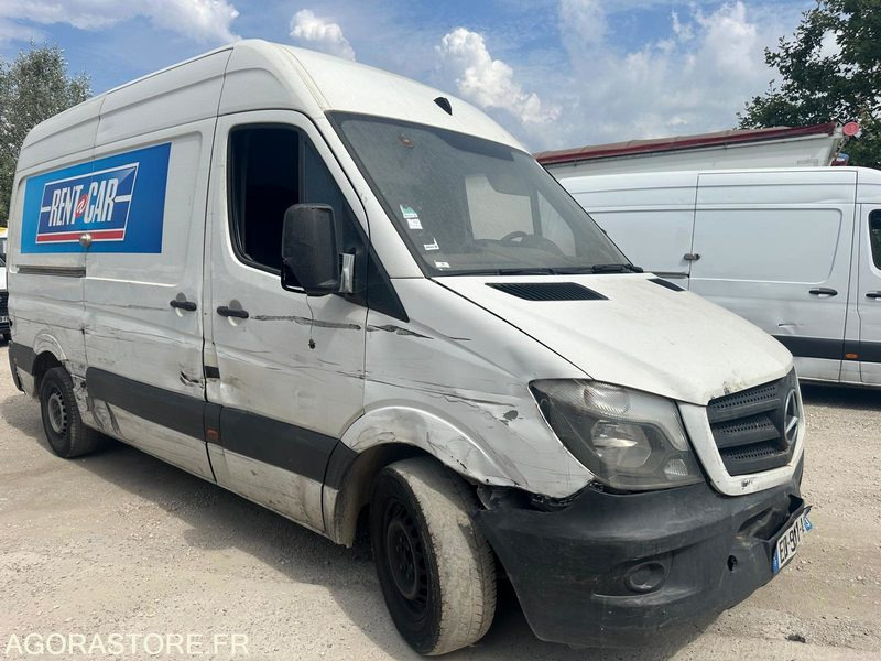 MERCEDES - SPRINTER 314 - 2016 / 249000 KM - فان: صورة 3 MERCEDES - SPRINTER 314 - 2016 / 249000 KM - فان: صورة 3