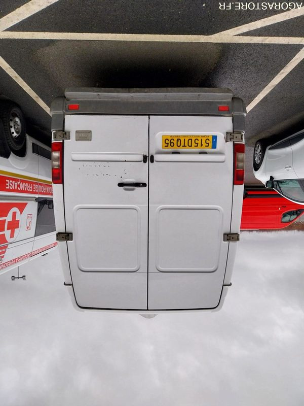 MERCEDES Sprinter 411CDI Fourgon L4 VASP 2004 148238Km ROULANT PRO UNIQUEMENT - فان: صورة 5 MERCEDES Sprinter 411CDI Fourgon L4 VASP 2004 148238Km ROULANT PRO UNIQUEMENT - فان: صورة 5